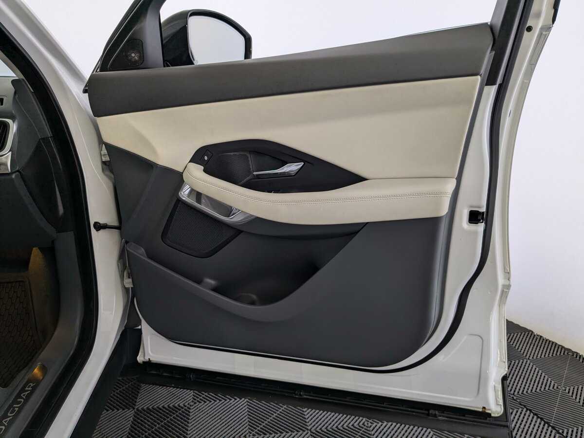 Купить Jaguar E-Pace, 2019, 145 000 км, фото №21