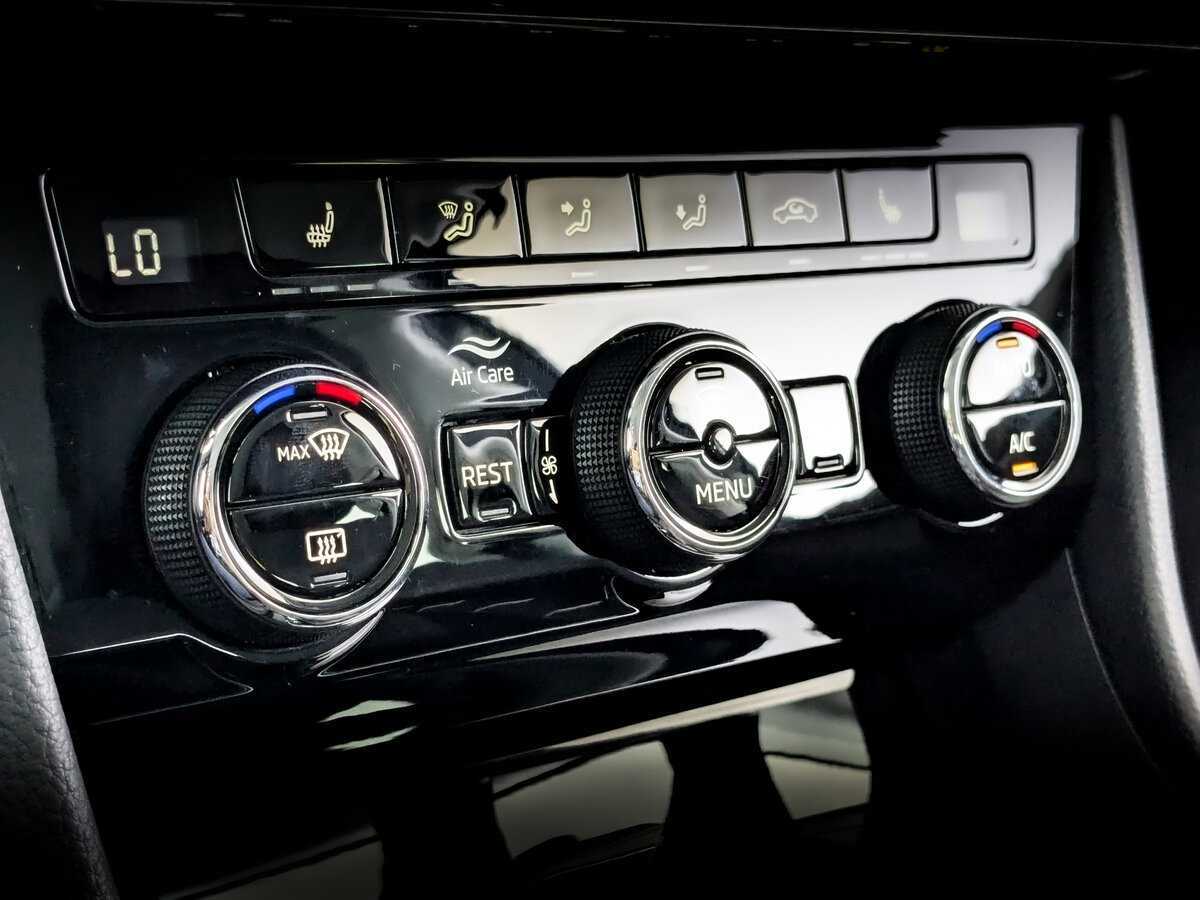 Купить Skoda Superb, 2019, 45 714 км, фото №23