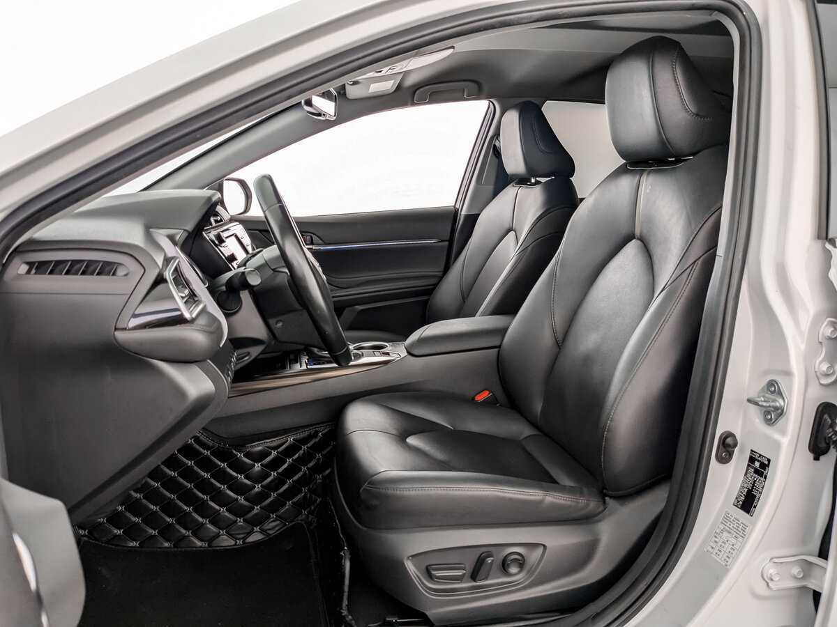 Купить Toyota Camry, 2021, 68 105 км, фото №16