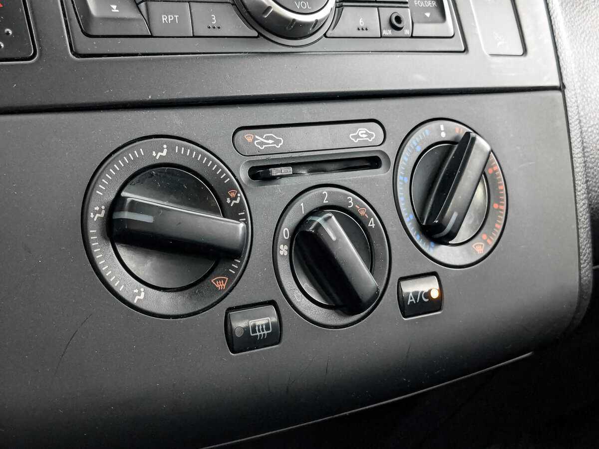 Купить Nissan Tiida, 2011, 120 858 км, фото №17