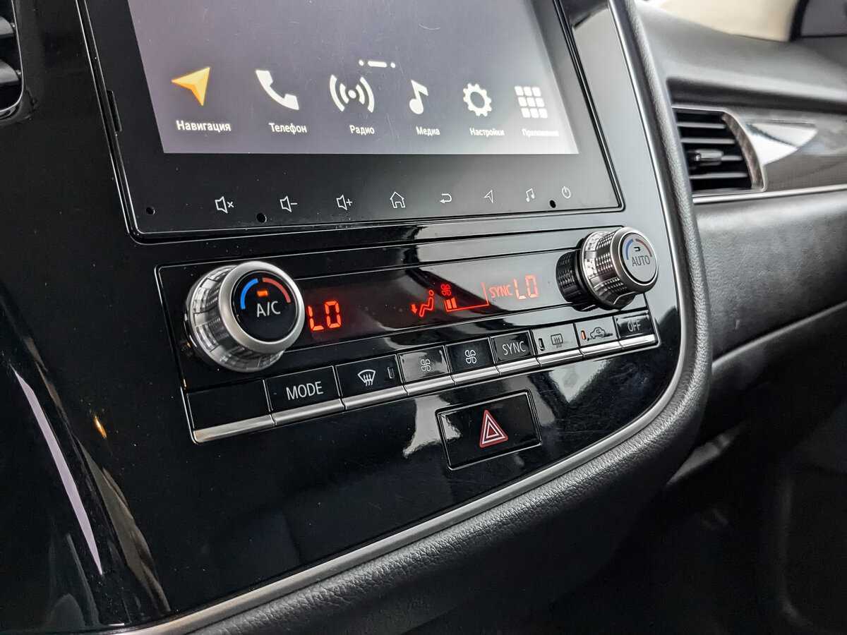 Купить Mitsubishi Outlander, 2021, 117 277 км, фото №17