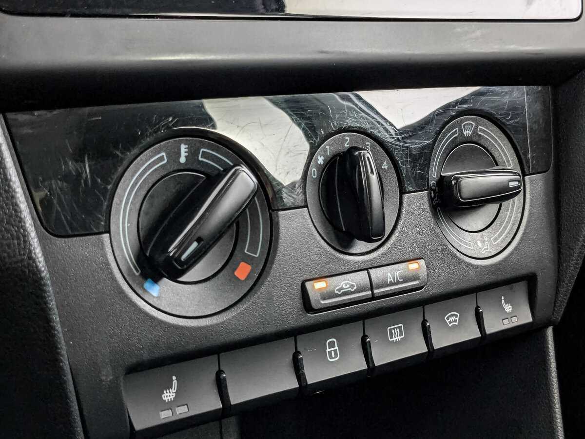 Купить Skoda Rapid, 2018, 110 276 км, фото №17