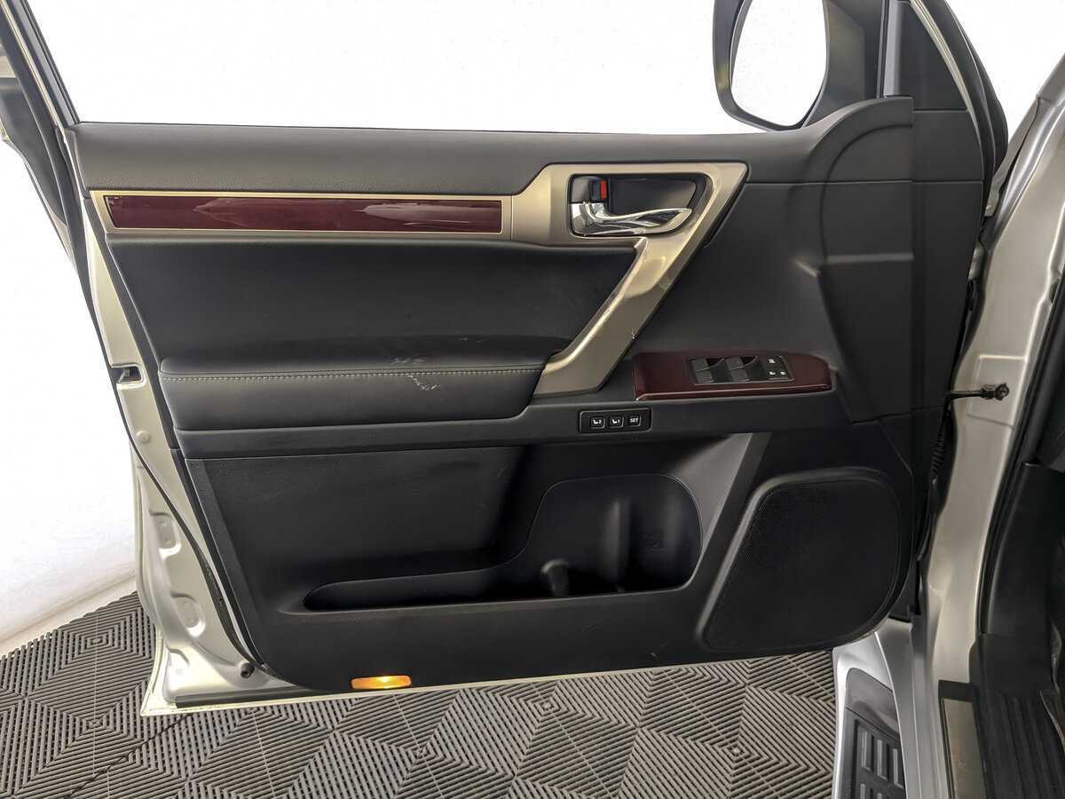 Купить Lexus GX 460, 2017, 114 925 км, фото №15