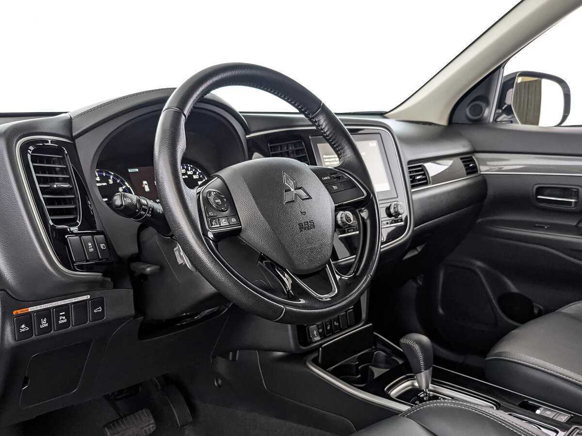 Купить Mitsubishi Outlander, 2021, 98 197 км, фото №11