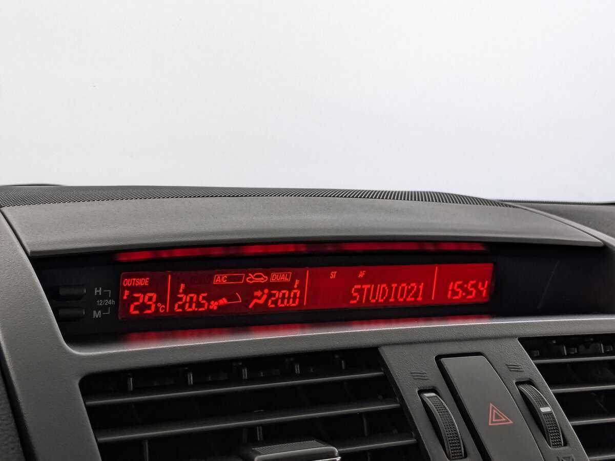 Купить Mazda 6, 2011, 215 117 км, фото №24