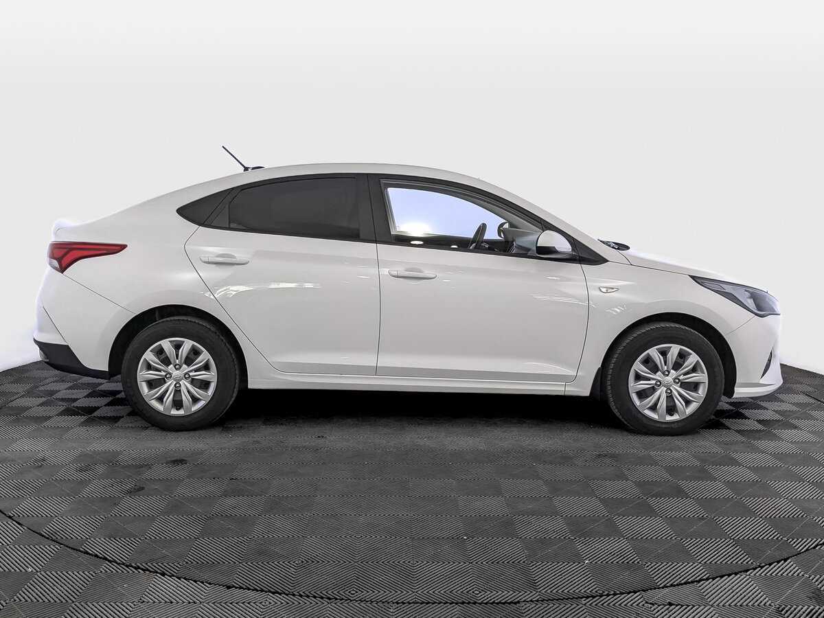 Купить Hyundai Solaris, 2022, 16 013 км, фото №4