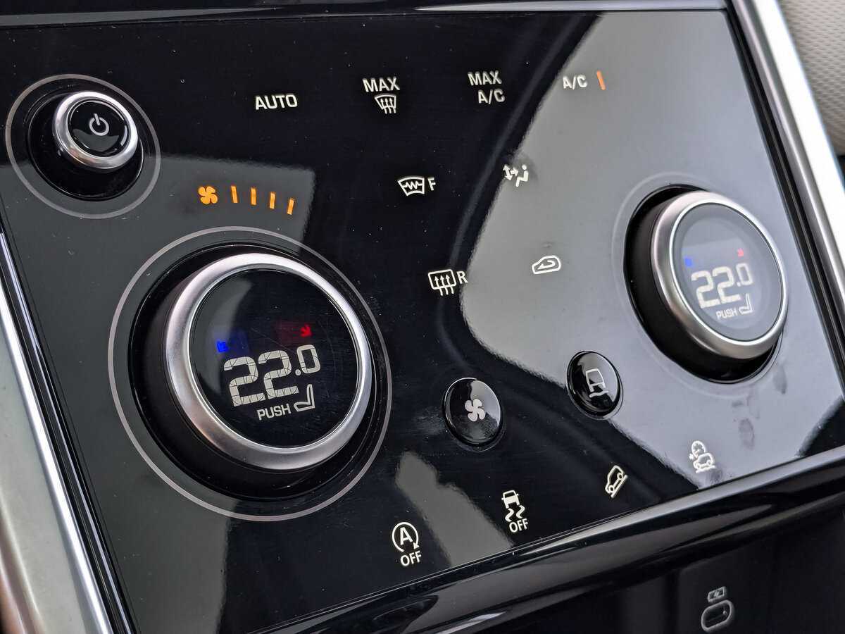 Купить Land Rover Discovery Sport, 2022, 13 460 км, фото №17