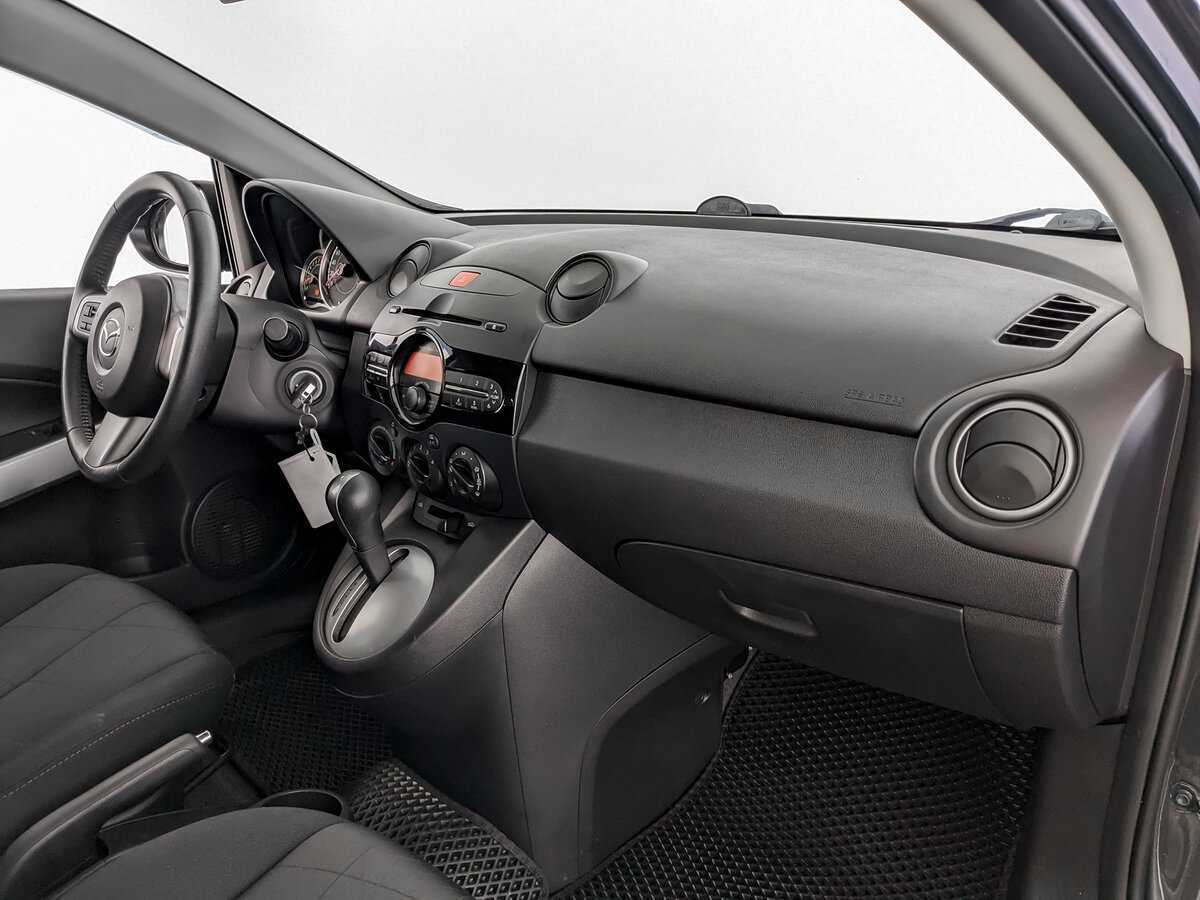 Купить Mazda 2, 2013, 80 603 км, фото №9