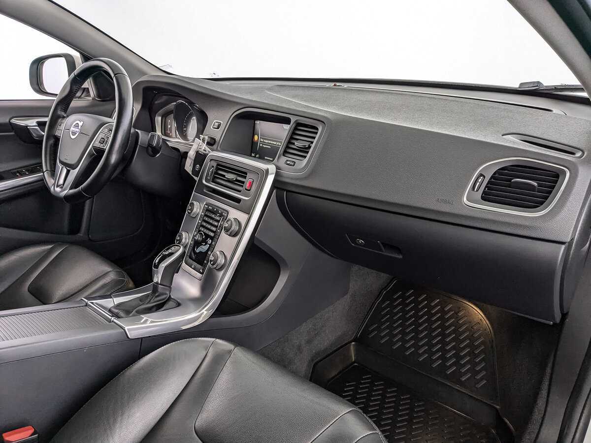 Купить Volvo S60, 2016, 99 792 км, фото №9