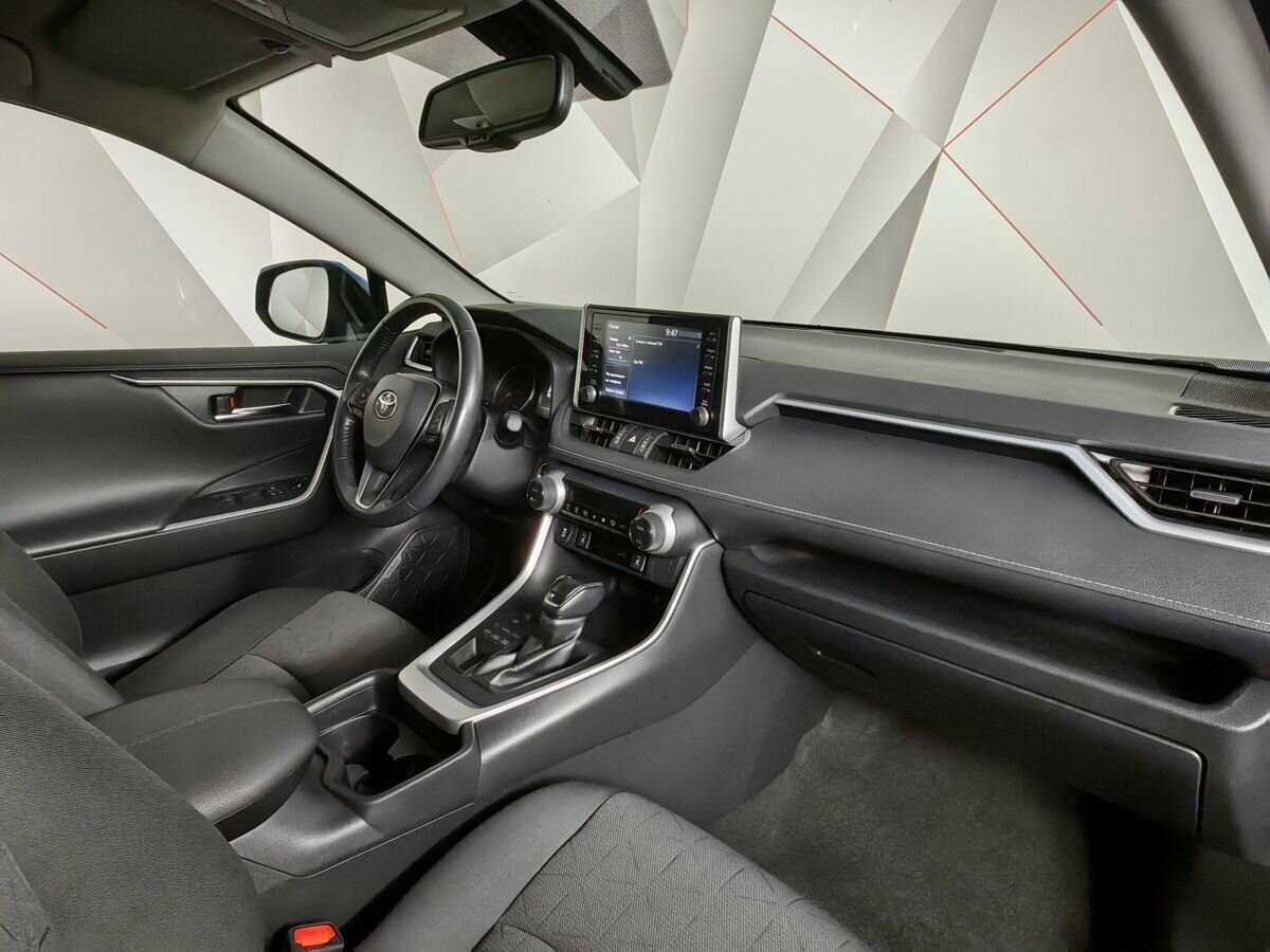 Купить Toyota RAV4, 2021, 35 000 км, фото №9