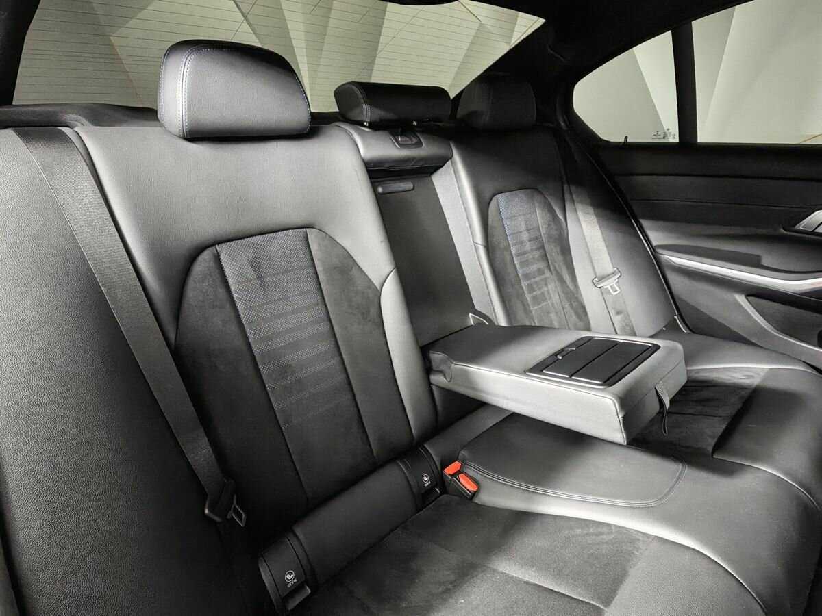 Купить BMW 3 серии 320i xDrive, 2020, 84 000 км, фото №13