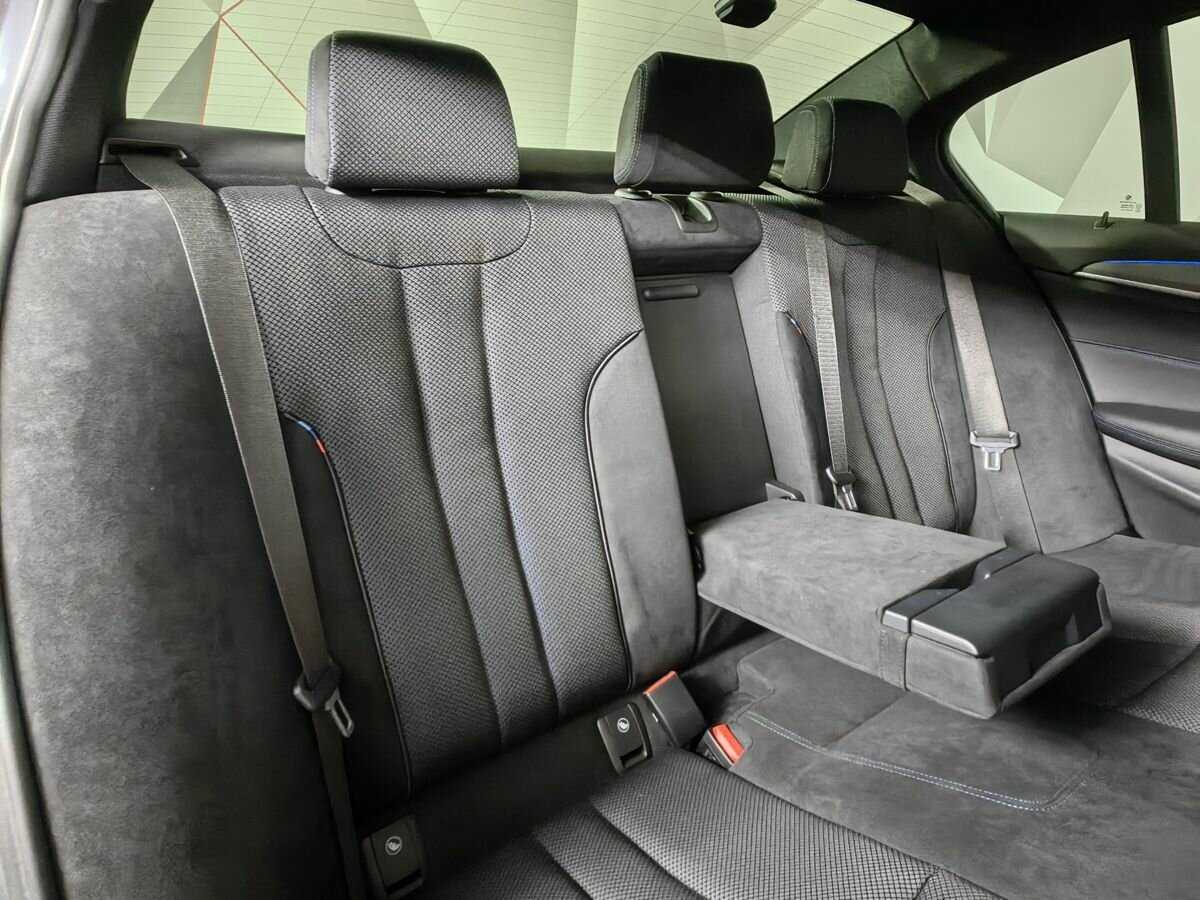 Купить BMW 5 серии 520d xDrive, 2020, 39 933 км, фото №10