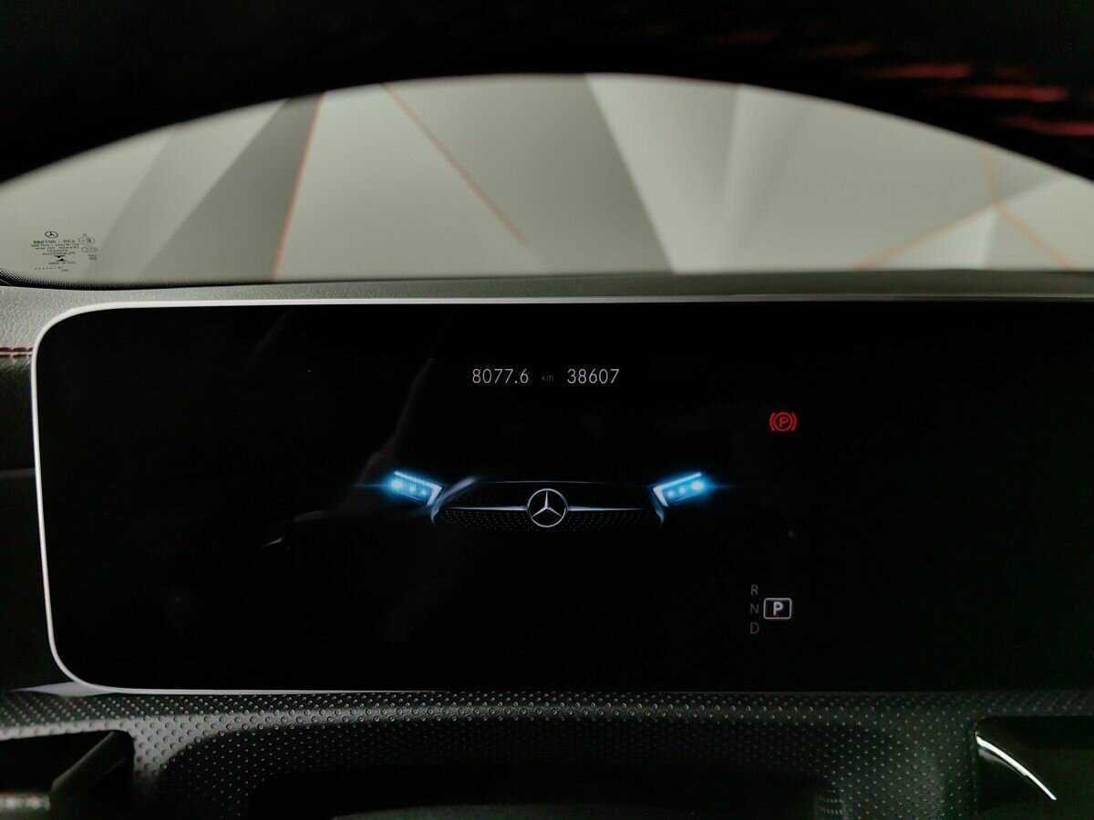 Купить Mercedes-Benz CLA 200, 2019, 38 607 км, фото №17