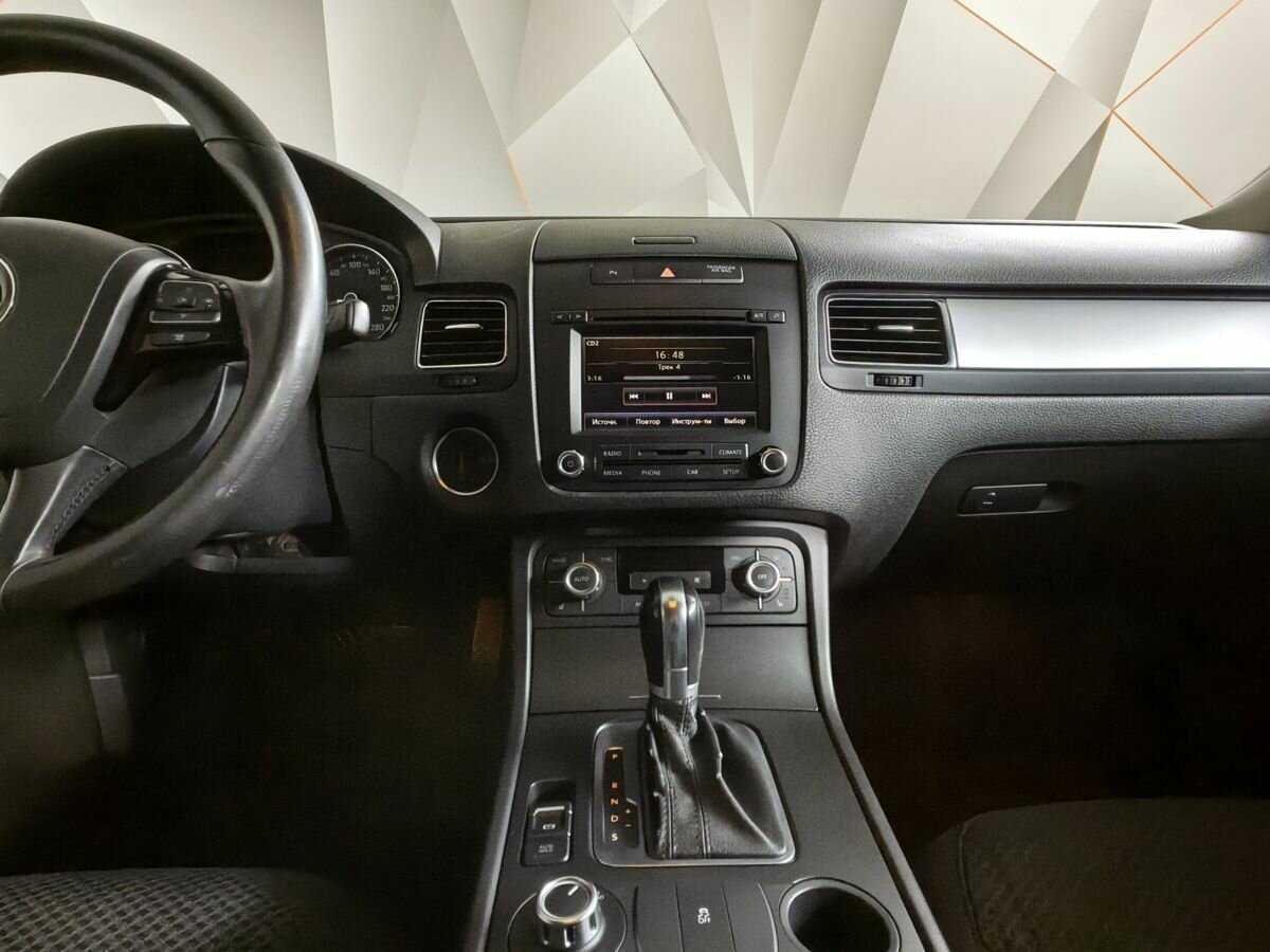 Купить Volkswagen Touareg, 2011, 220 620 км, фото №11