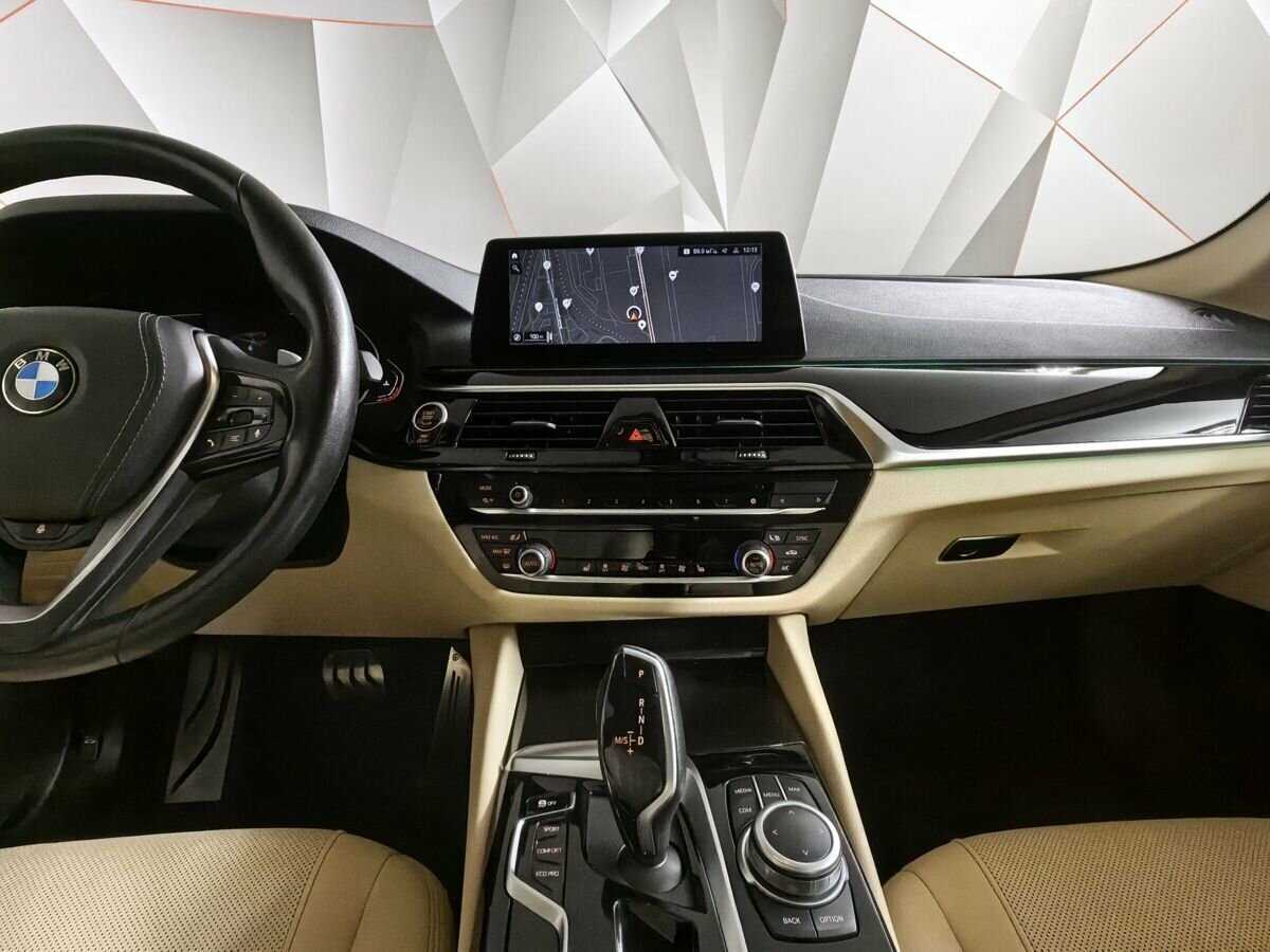Купить BMW 5 серии 520d, 2020, 56 723 км, фото №11