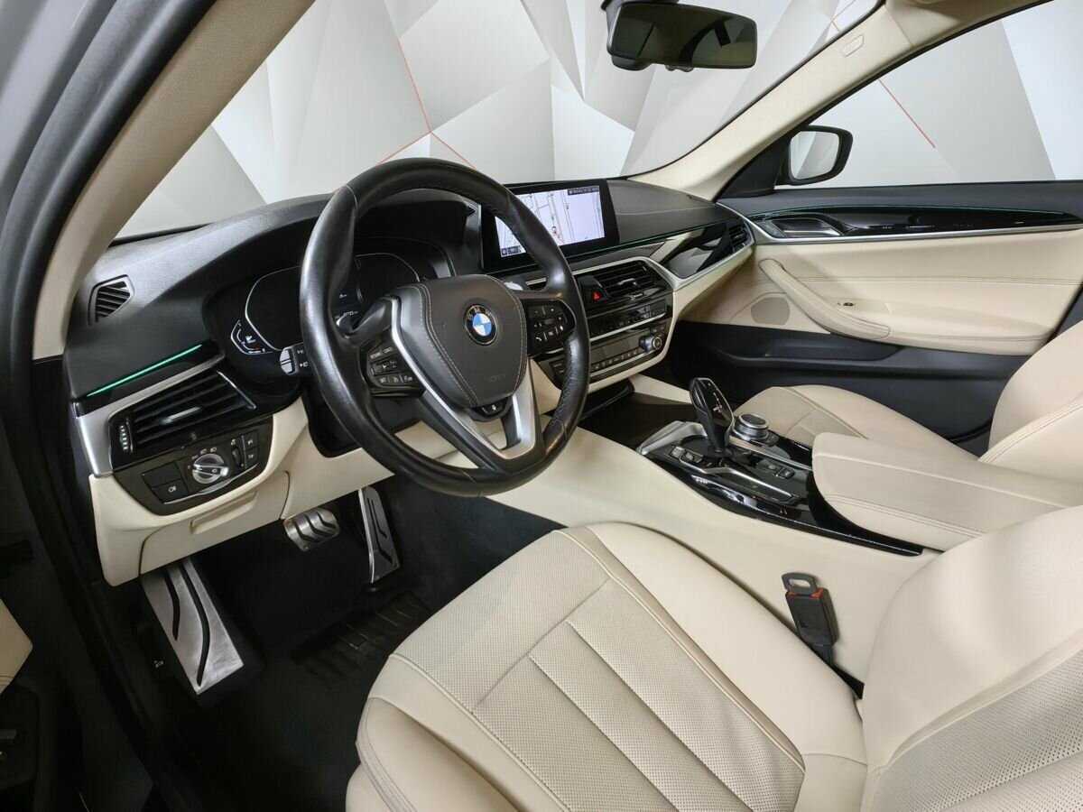 Купить BMW 5 серии 520d, 2020, 56 723 км, фото №14