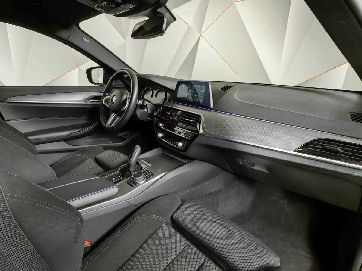 Купить BMW 5 серии 520d xDrive, 2020, 65 294 км, фото №11