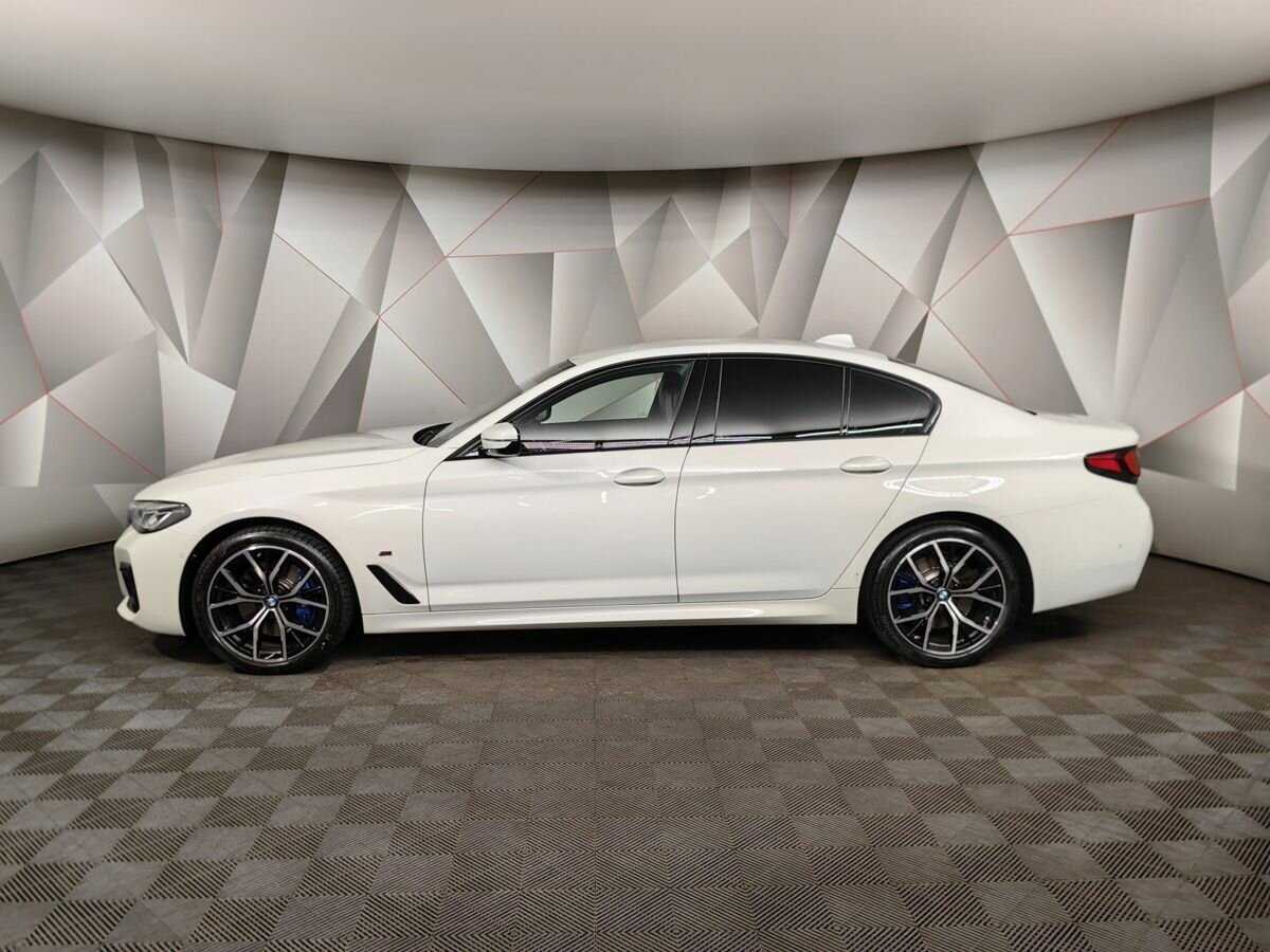 Купить BMW 5 серии 530d xDrive, 2020, 65 756 км, фото №5