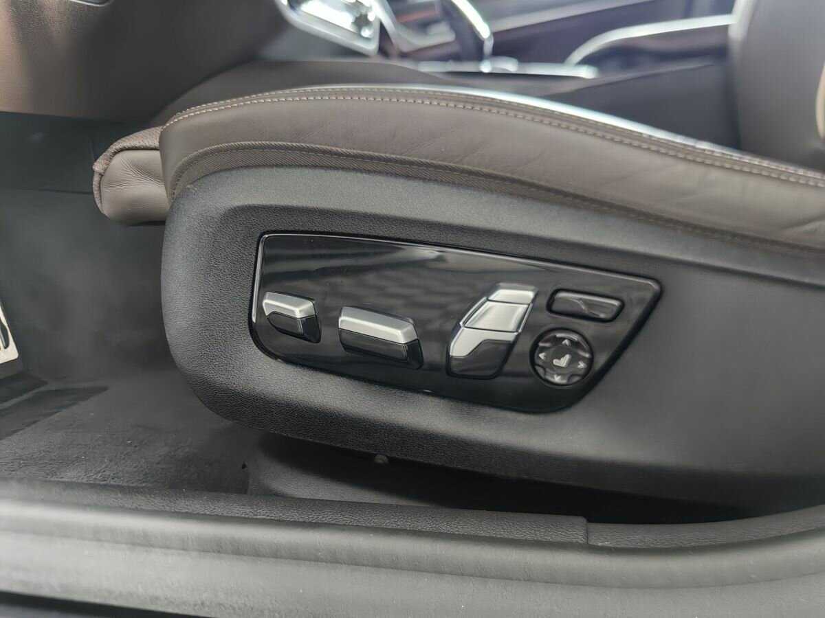 Купить BMW 5 серии 530d xDrive, 2020, 65 756 км, фото №18