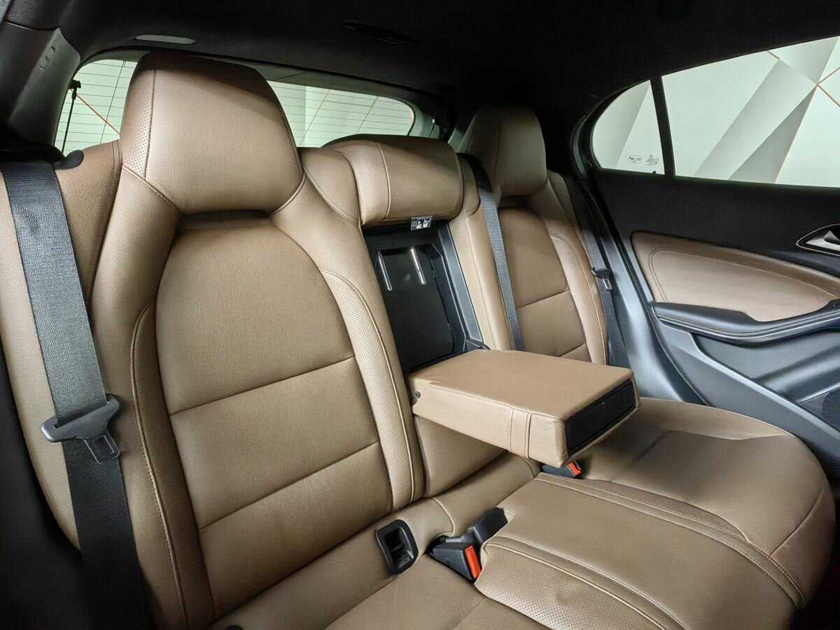 Купить Mercedes-Benz GLA 250, 2014, 85 027 км, фото №13