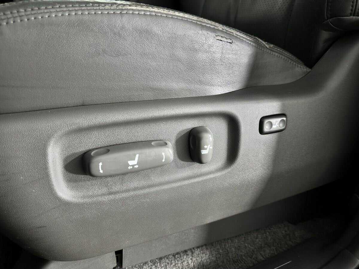 Купить Toyota Land Cruiser Prado 5-speed, 2004, 282 792 км, фото №14