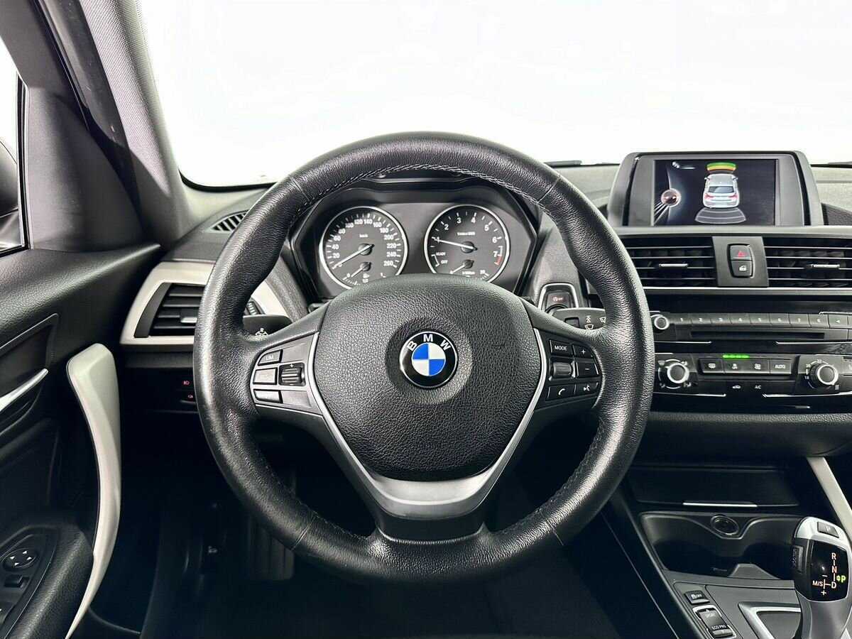 Купить BMW 1 серии 118i, 2017, 66 216 км, фото №10