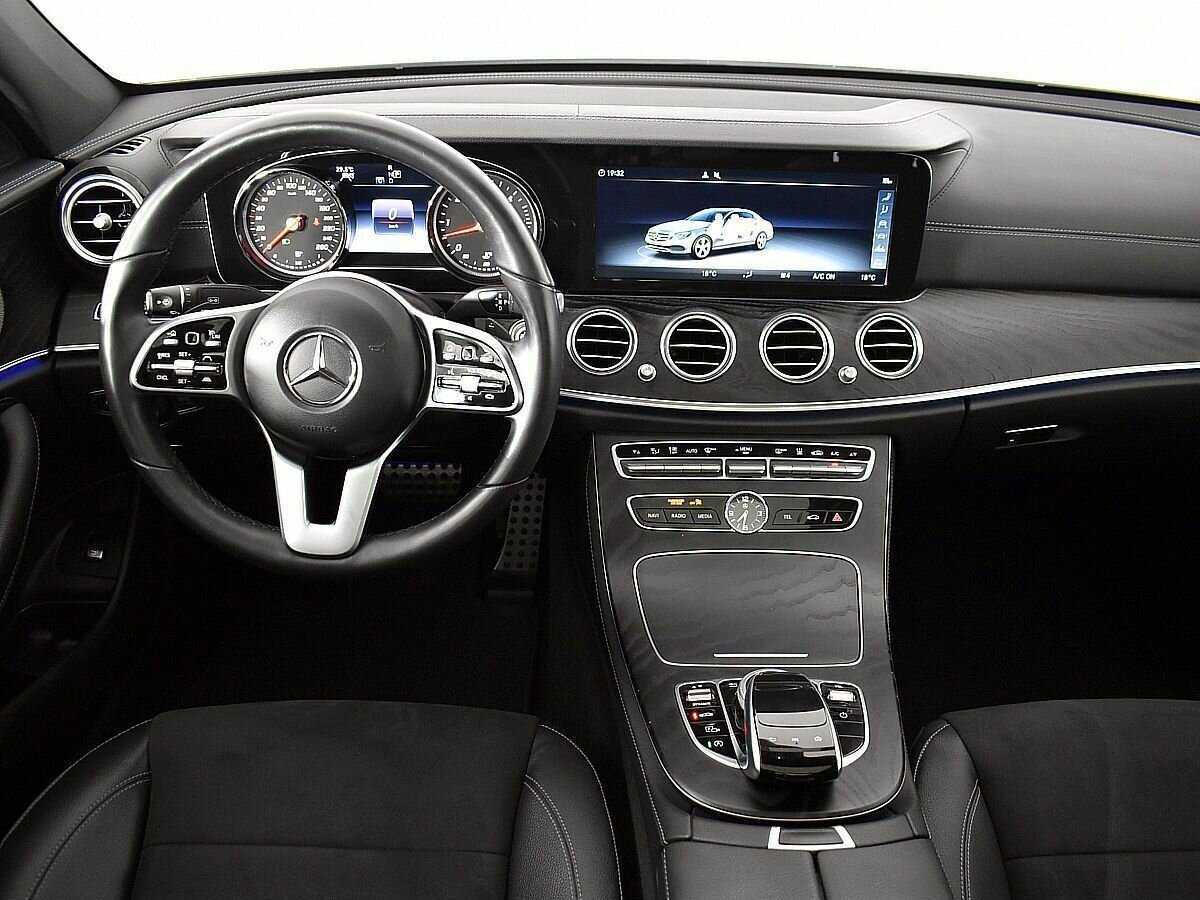 Купить Mercedes-Benz E-Класс 400 d, 2018, 136 170 км, фото №10