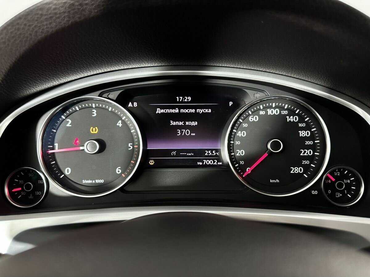 Купить Volkswagen Touareg, 2010, 262 216 км, фото №12