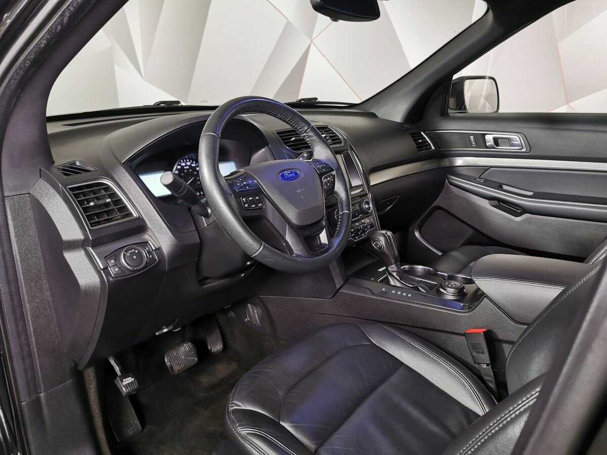 Купить Ford Explorer, 2018, 72 329 км, фото №14