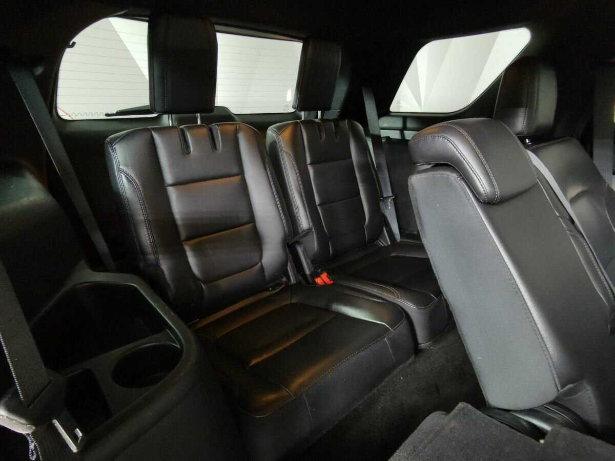Купить Ford Explorer, 2018, 72 329 км, фото №16