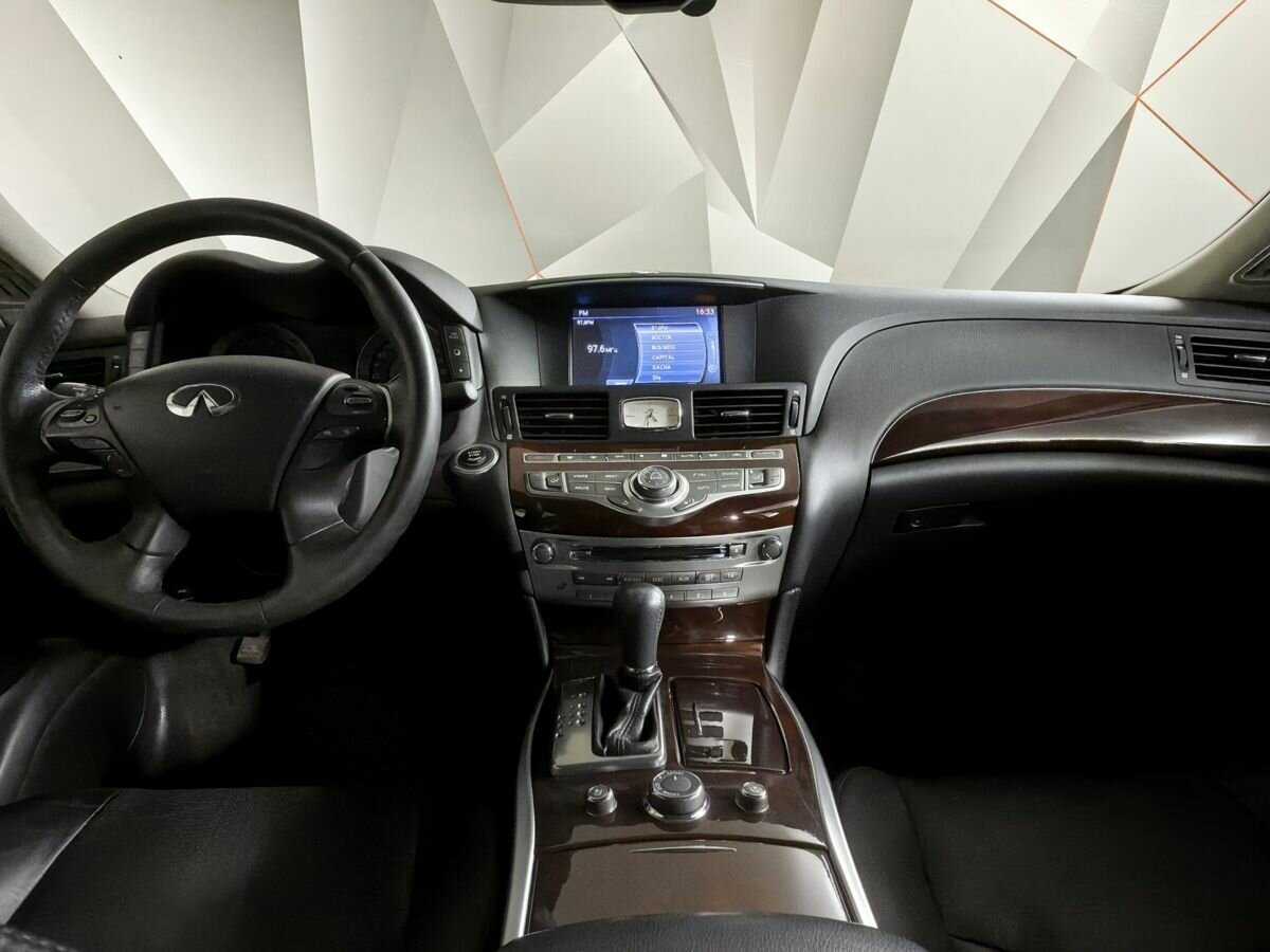 Купить Infiniti Q70, 2016, 124 127 км, фото №10