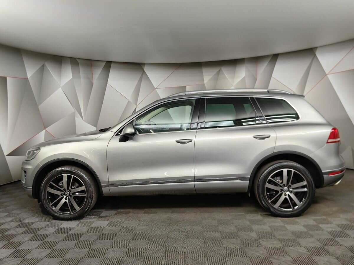 Купить Volkswagen Touareg, 2017, 64 869 км, фото №5