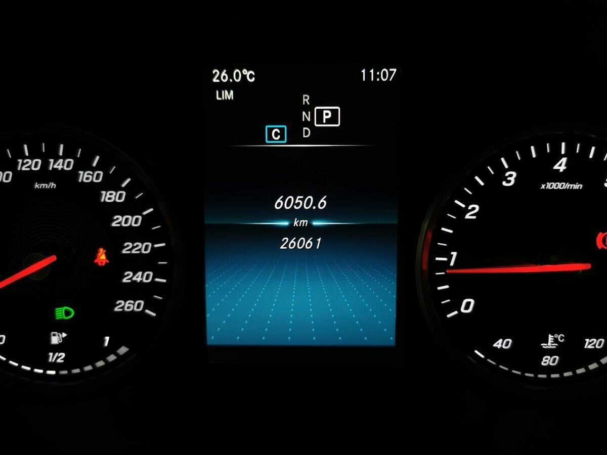 Купить Mercedes-Benz GLC 200, 2020, 26 056 км, фото №16