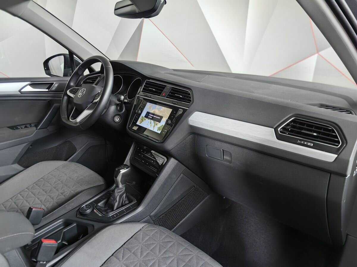 Купить Volkswagen Tiguan, 2021, 38 795 км, фото №9