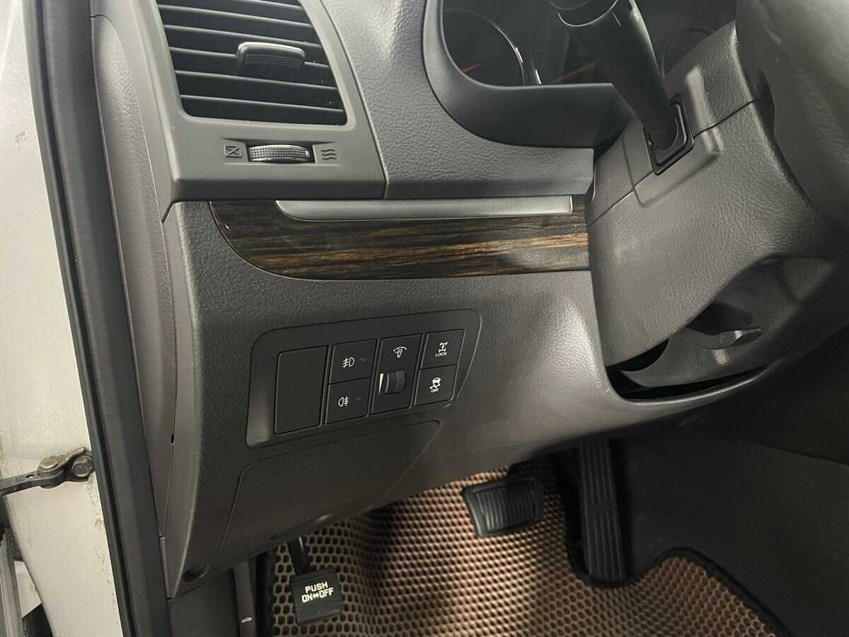 Купить Hyundai Santa Fe, 2011, 167 965 км, фото №9