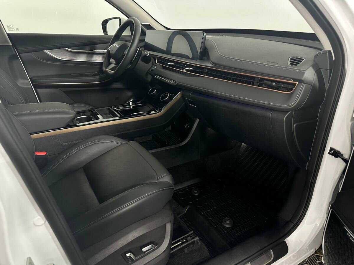 Купить EXEED LX, 2023, 8 881 км, фото №14