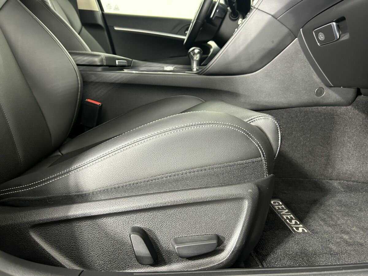 Купить Genesis G70, 2021, 28 674 км, фото №14