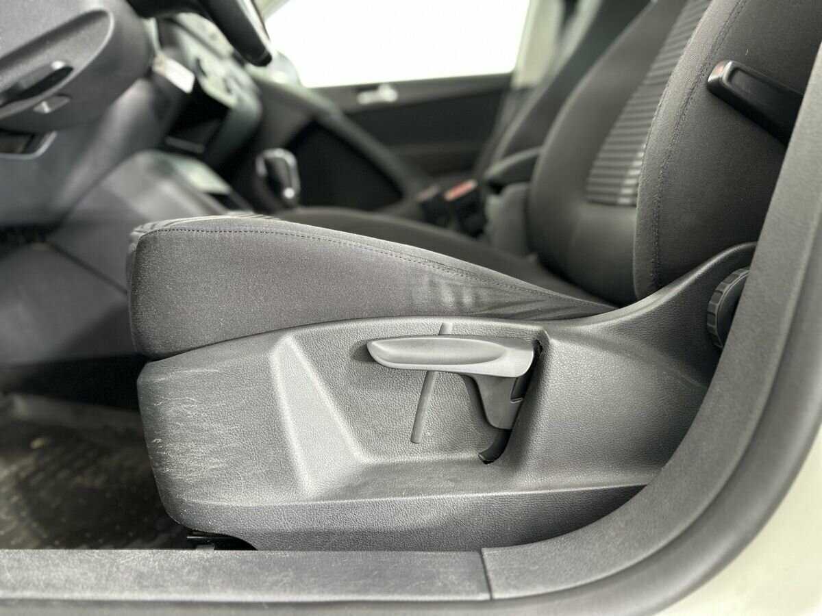 Купить Volkswagen Tiguan, 2011, 288 000 км, фото №10