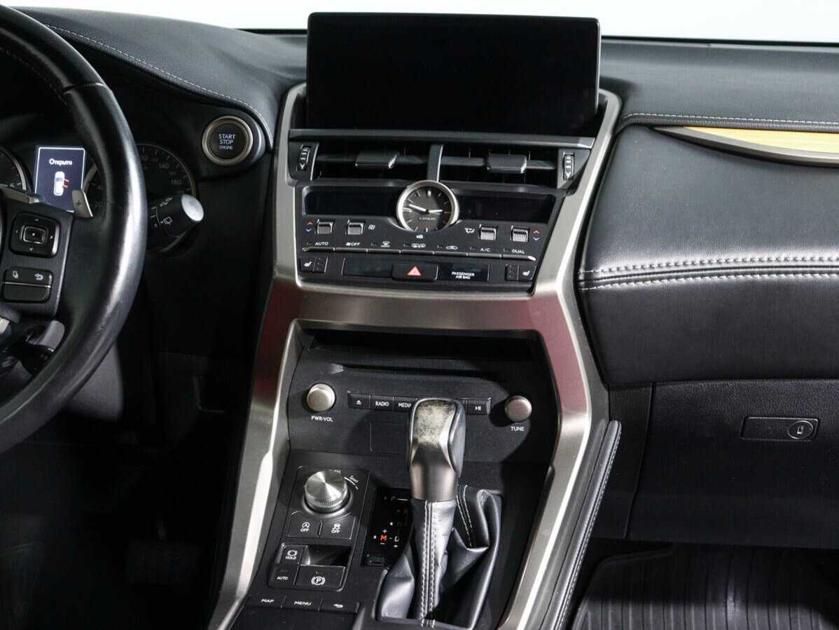 Купить Lexus NX 200, 2018, 75 486 км, фото №11