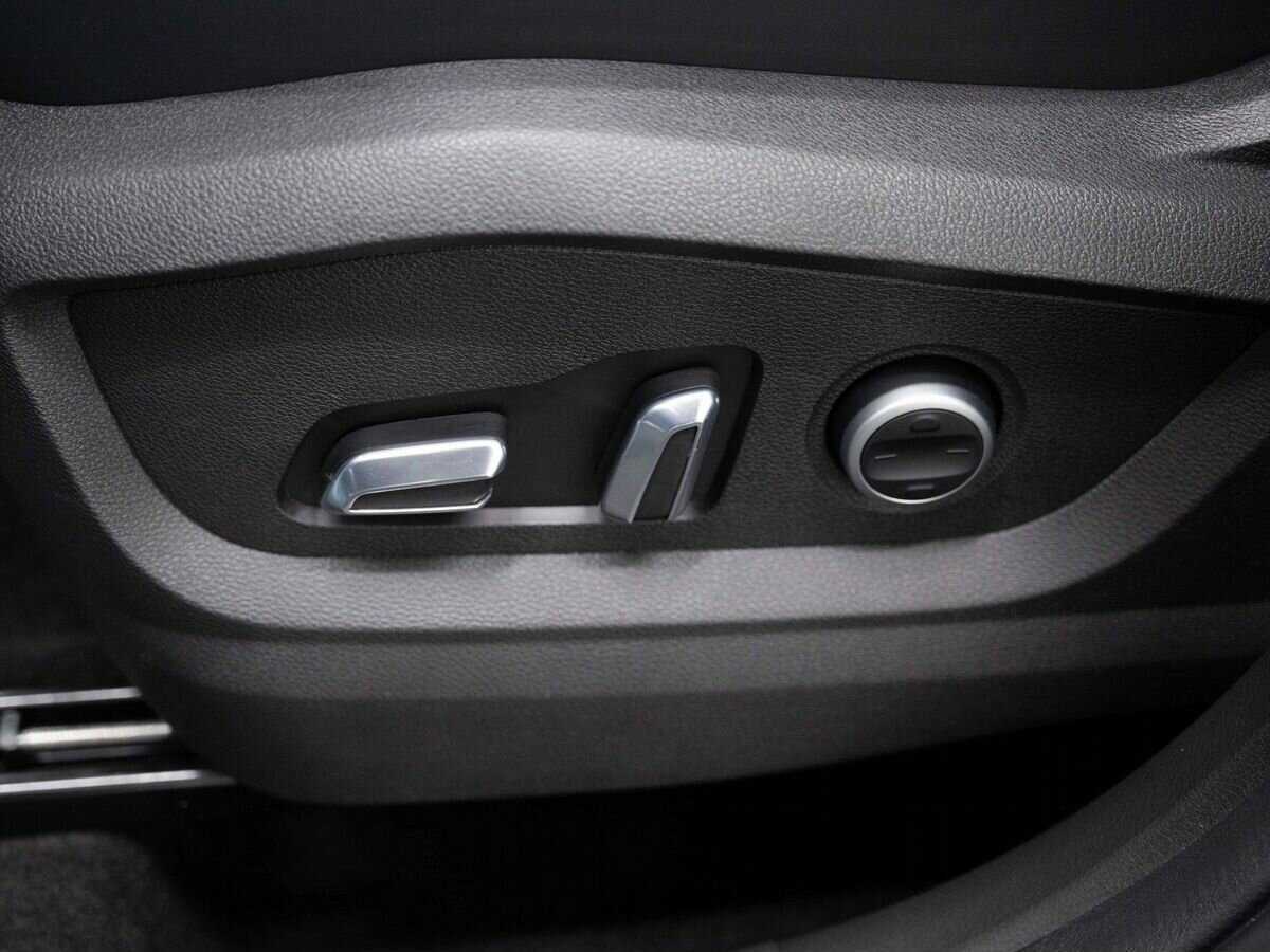 Купить EXEED LX, 2023, 2 571 км, фото №17