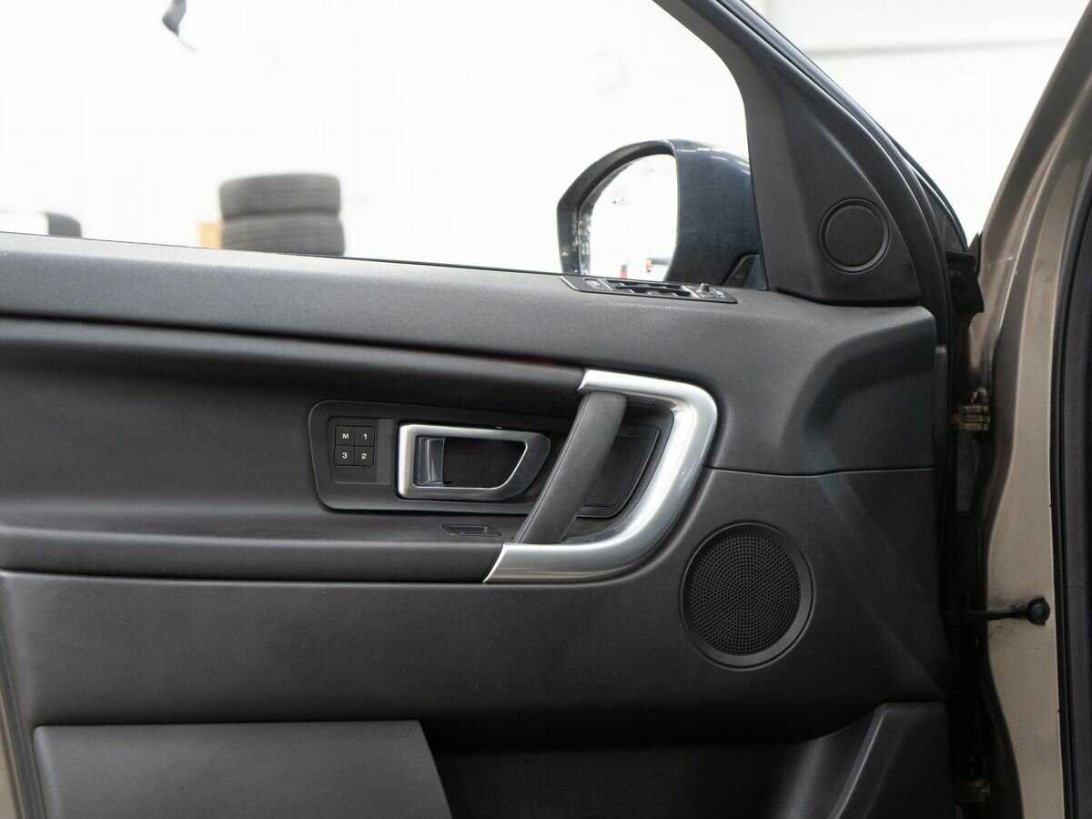 Купить Land Rover Discovery Sport, 2017, 143 338 км, фото №16