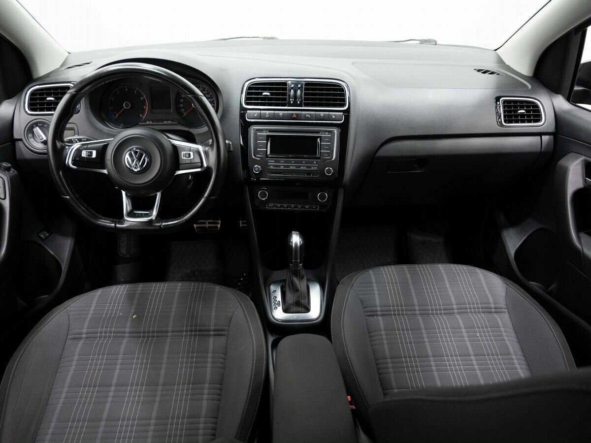 Купить Volkswagen Polo, 2016, 106 000 км, фото №13