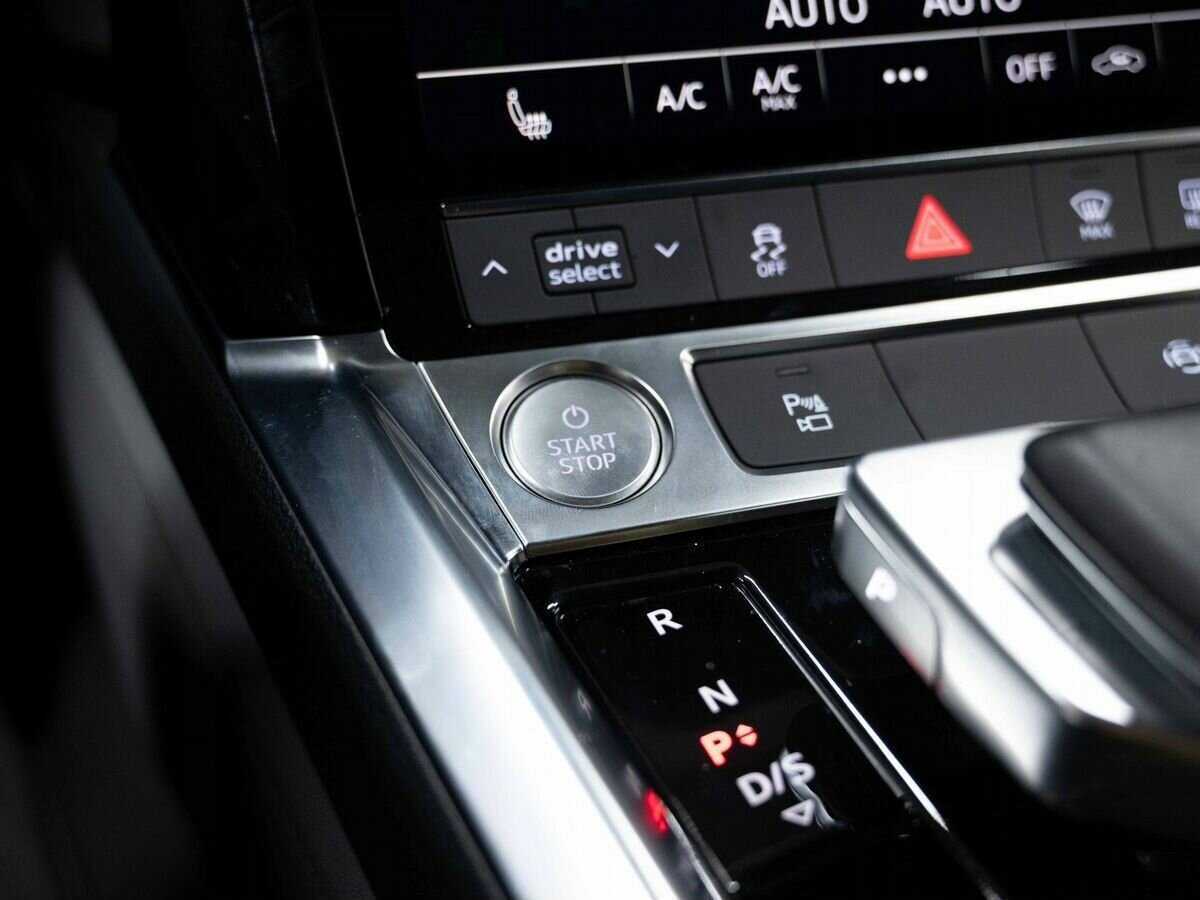 Купить Audi e-tron 50, 2020, 16 550 км, фото №27