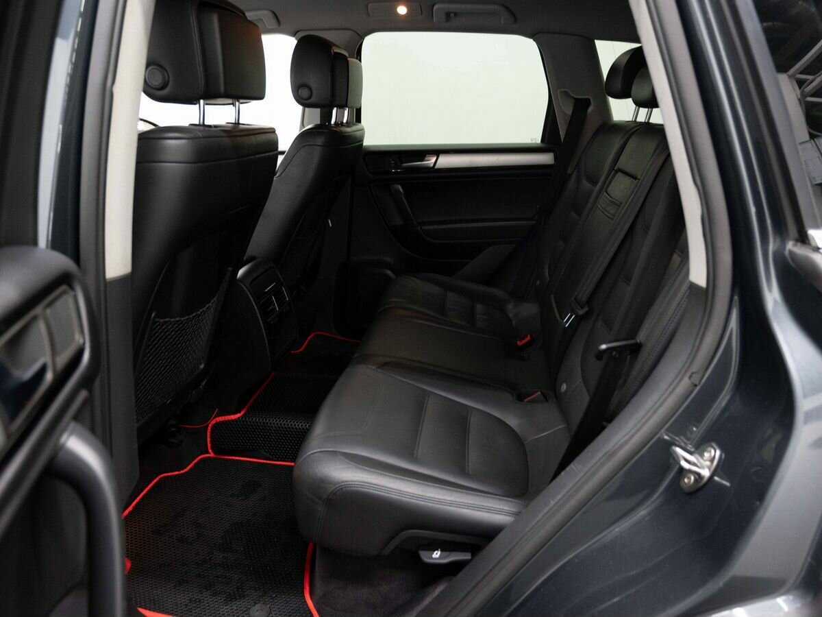 Купить Volkswagen Touareg, 2010, 245 274 км, фото №9