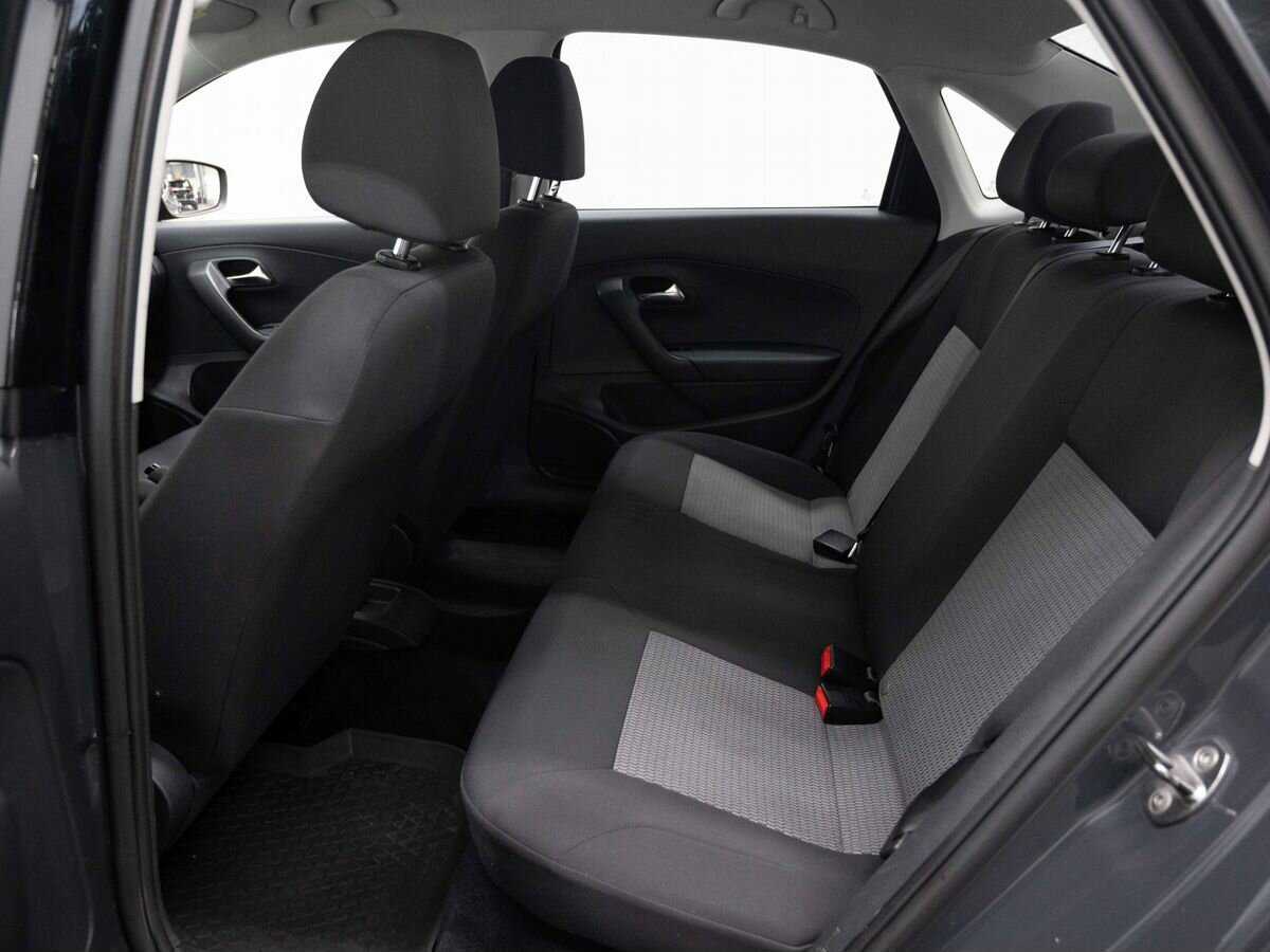 Купить Volkswagen Polo, 2011, 330 560 км, фото №9