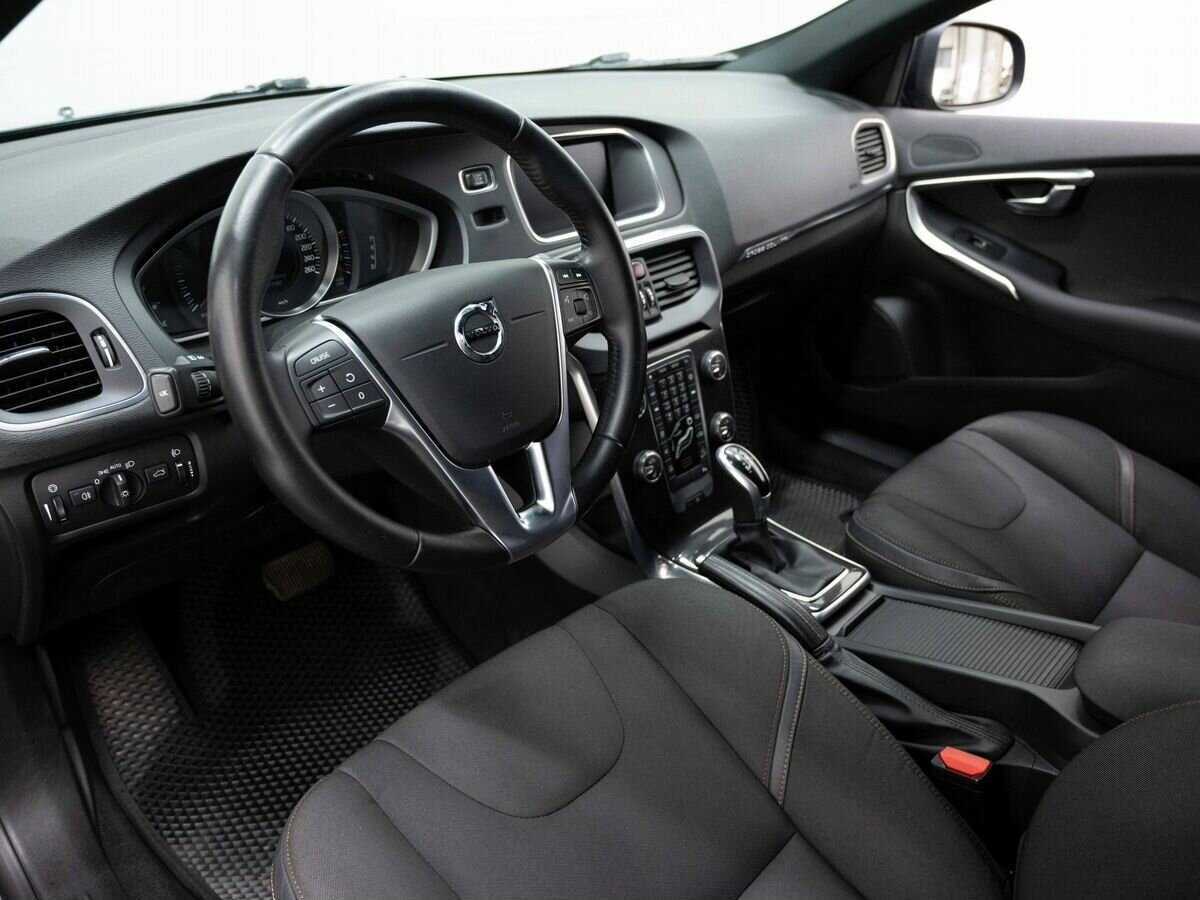 Купить Volvo V40 Cross Country, 2017, 117 000 км, фото №7