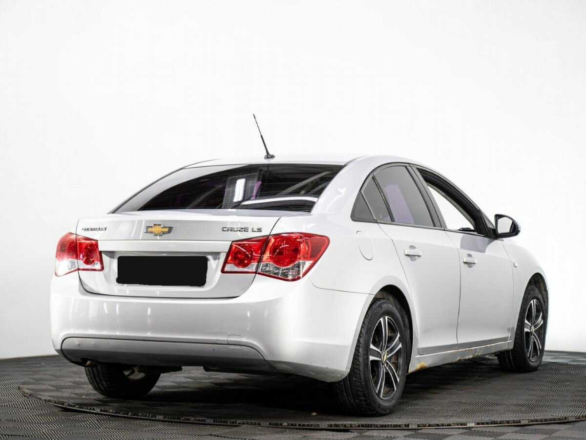 Купить Chevrolet Cruze, 2009, 140 000 км, фото №4