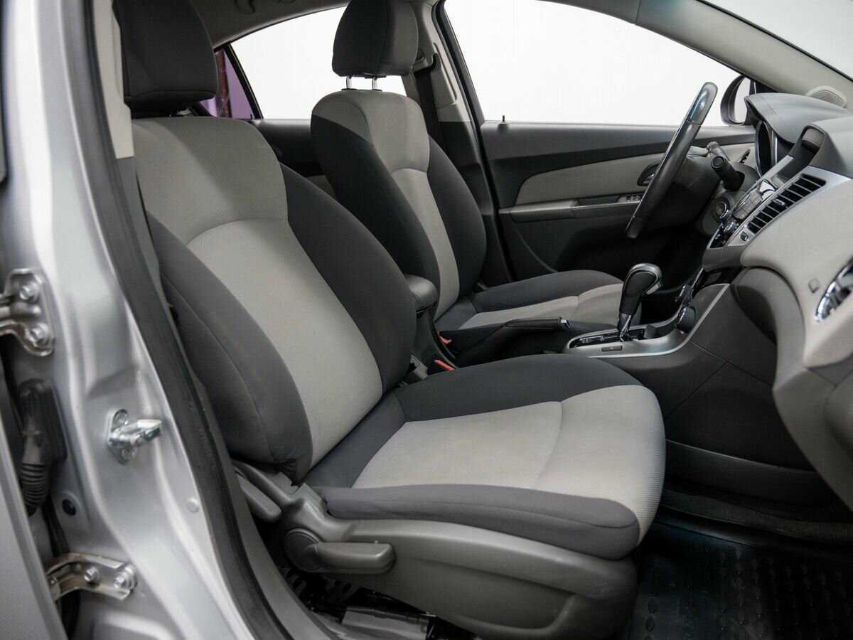 Купить Chevrolet Cruze, 2009, 140 000 км, фото №8