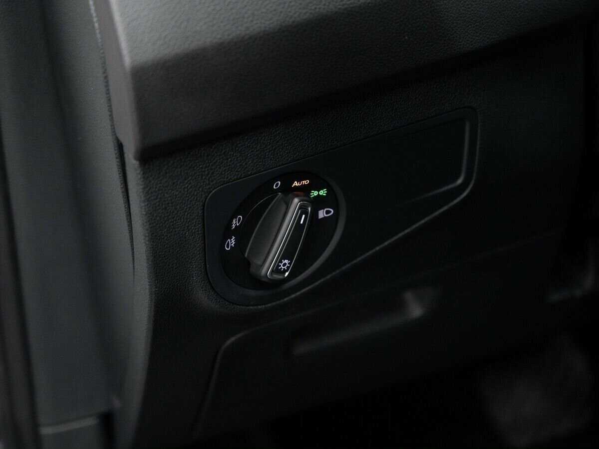 Купить Volkswagen Tiguan, 2018, 120 199 км, фото №19