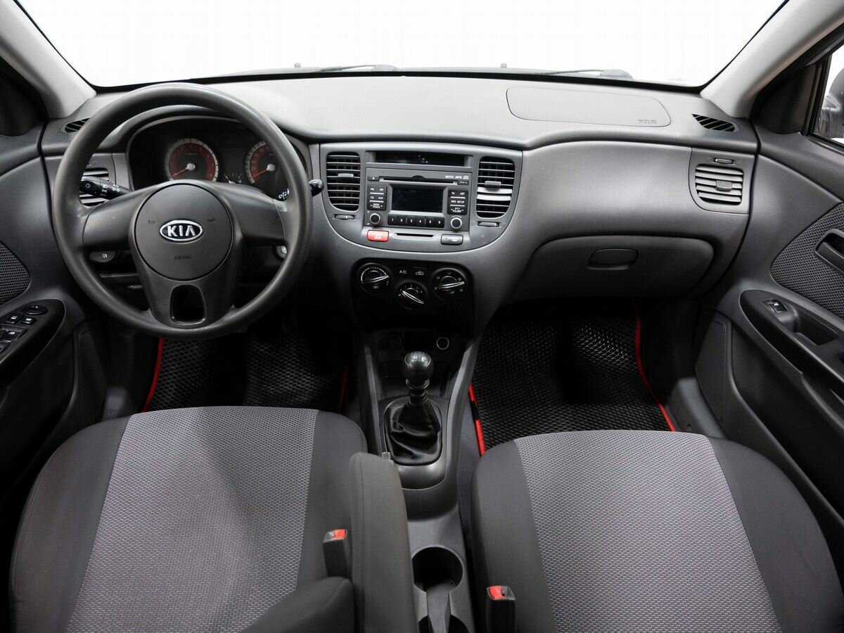 Купить Kia Rio, 2011, 239 028 км, фото №13